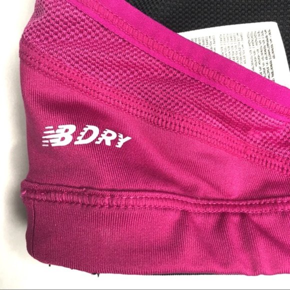 Deep pink Sports Bra - New Balance - mint condition - Picture 7 of 8